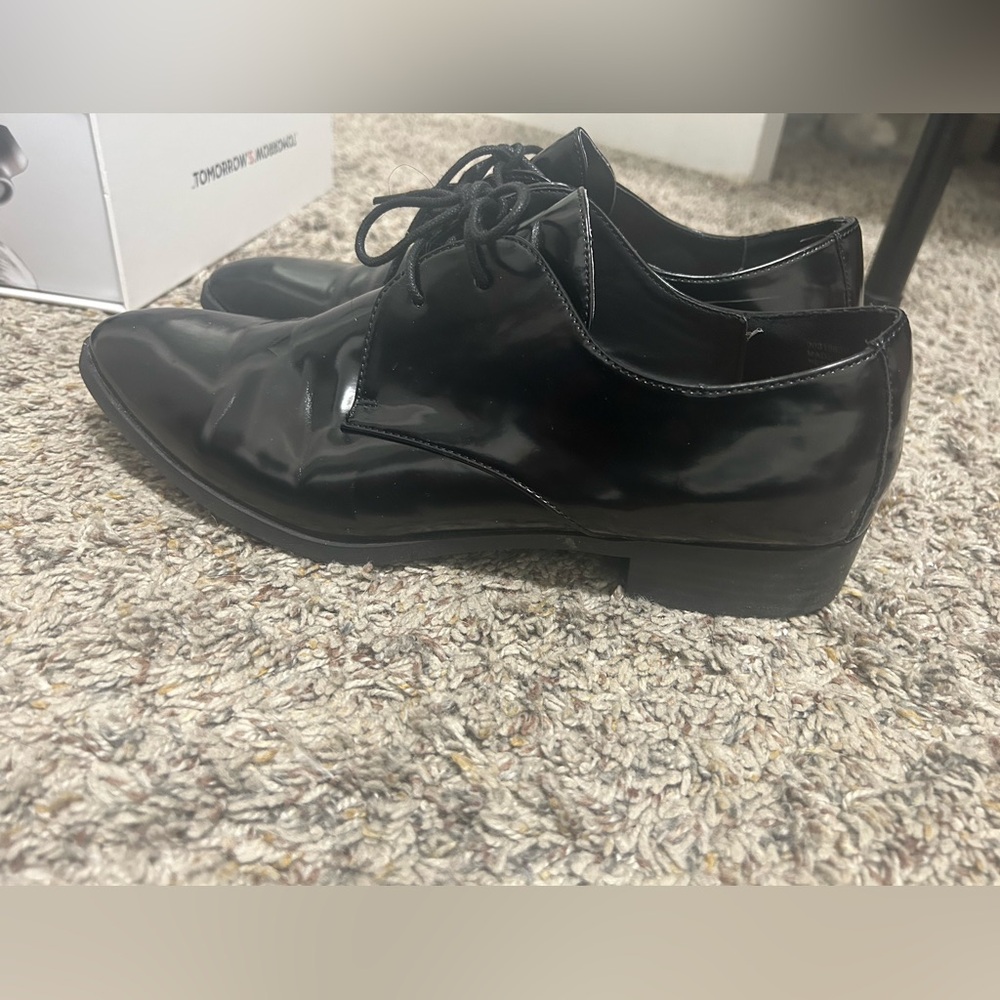 black dress shoes